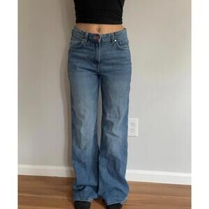 Women’s high waisted wide leg medium wash jeans